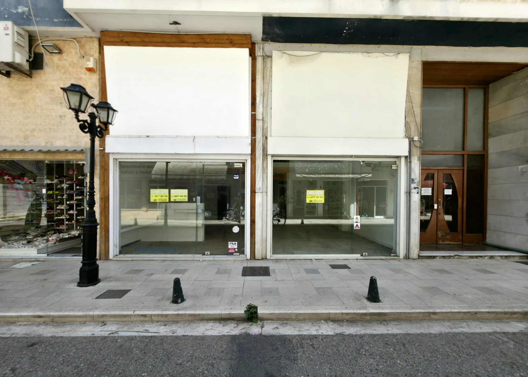 Πωλούνται καταστήματα 30τμ + 36τμ ως ενιαίο στο κέντρο του Μεσολογγίου (ΚΩΔ. 24643)